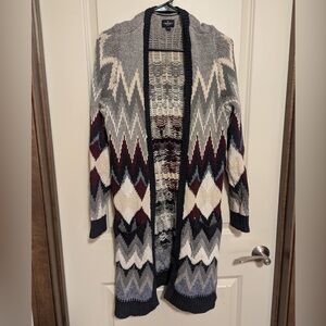 American Eagle Long Cardigan Maroon/Navy/Gray Pattern Size M